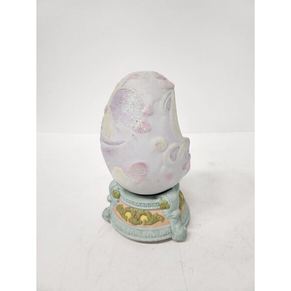 VINTAGE Angel In Egg Music Box Plays Angels We Have Hear On High Ceramic - Picture 8 of 11